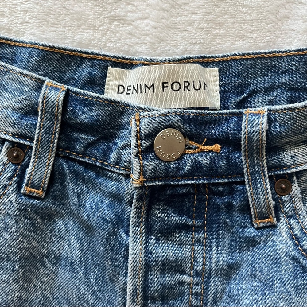 Aritzia Denim Ex-Boyfriend Shorts - Picture 7 of 14